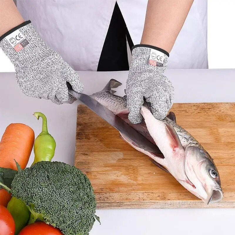 Cut Resistant Gloves protect your hands ( 1 Pair )