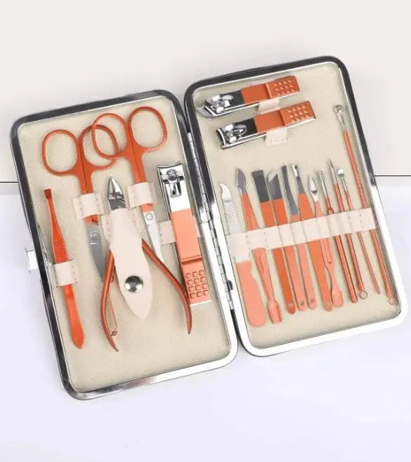 MANICURE/PEDICURE SET FOR WOMEN NAIL KIT MANICURE NAIL TOOL SET NAIL PRODUCTS(PACK OF 1)